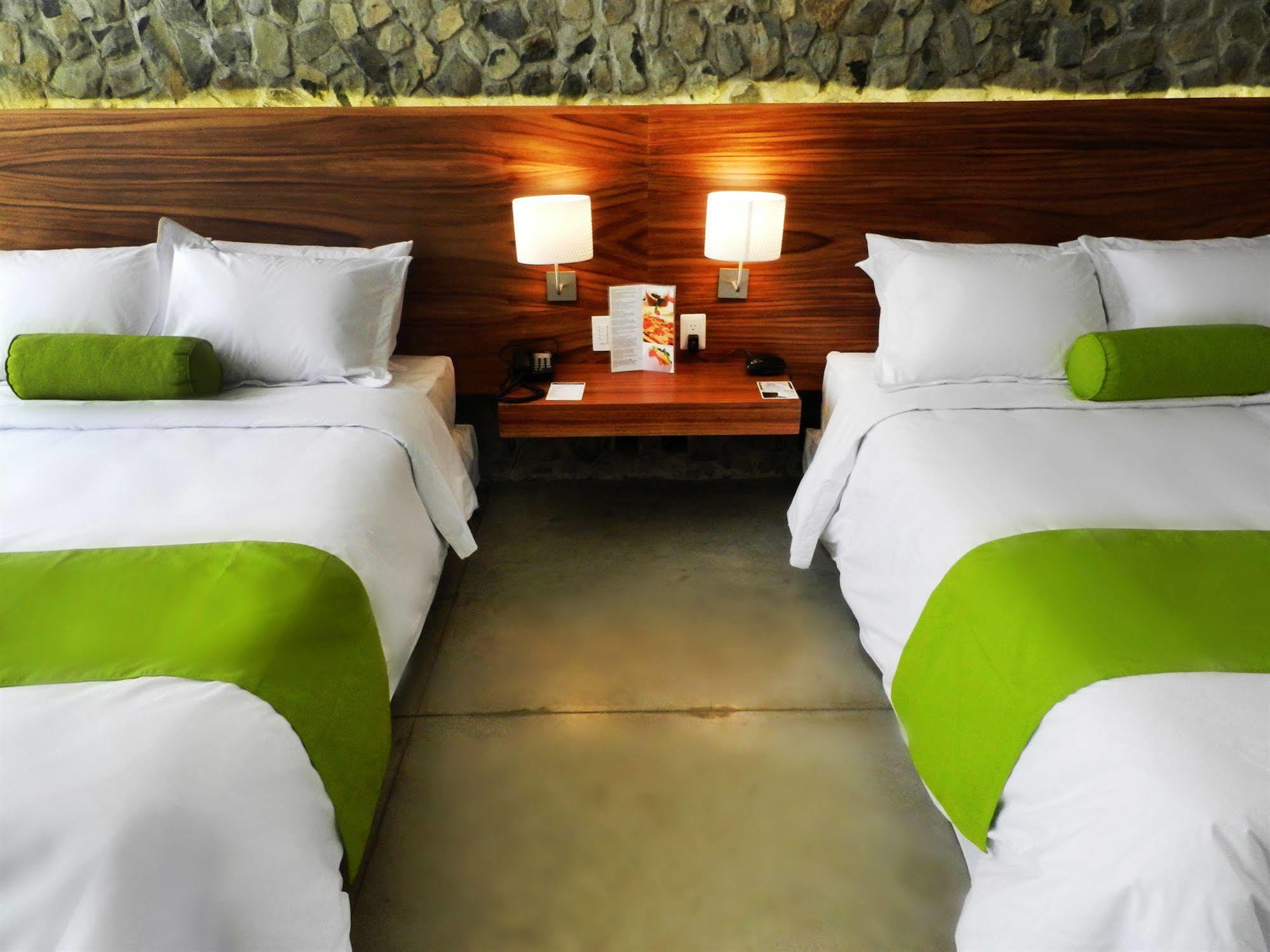 Kawilal Hotel Amatitlán Extérieur photo